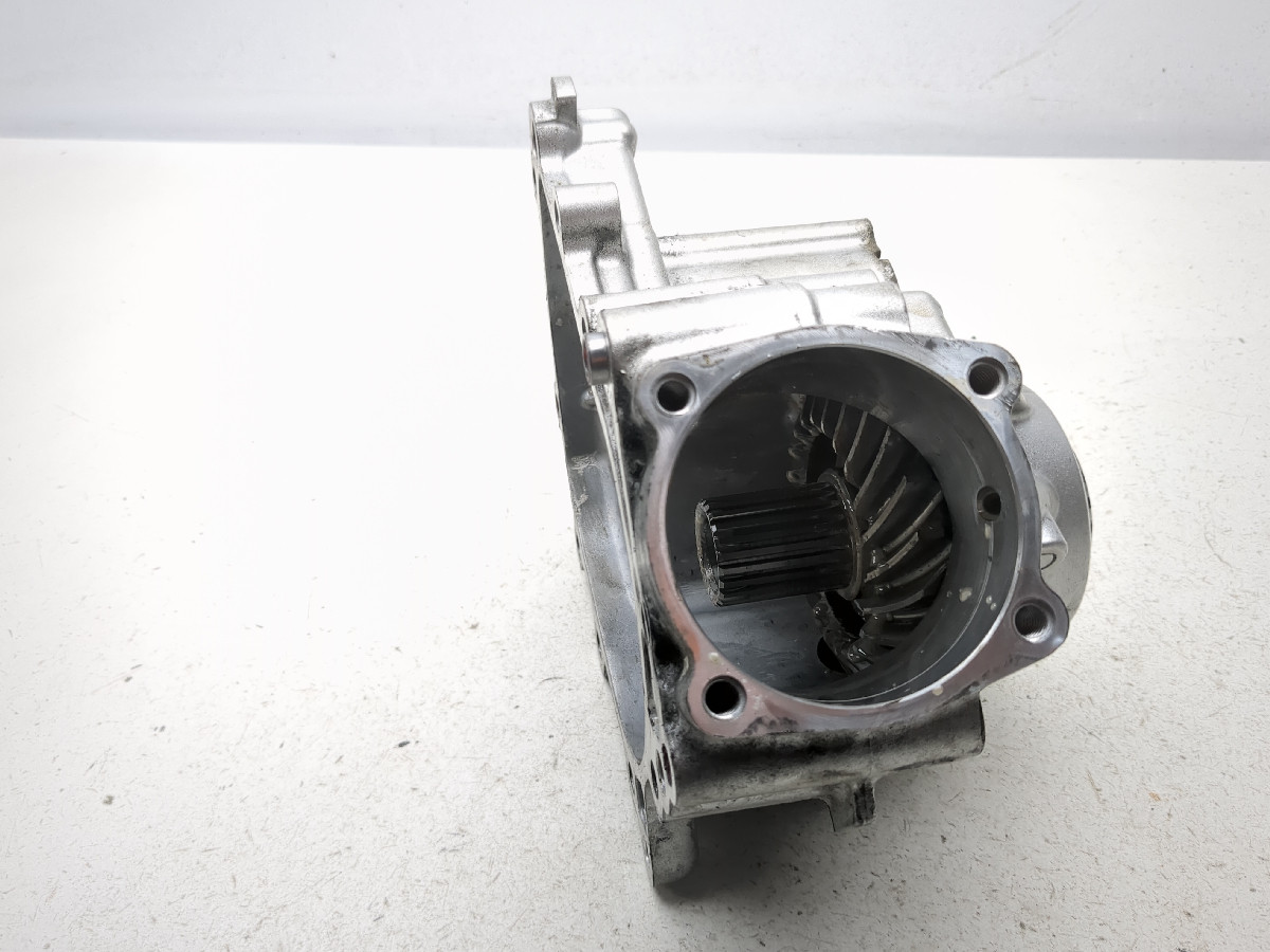 08 09 Kawasaki Concours ZG1400 Front Bevel Drive Gear Housing