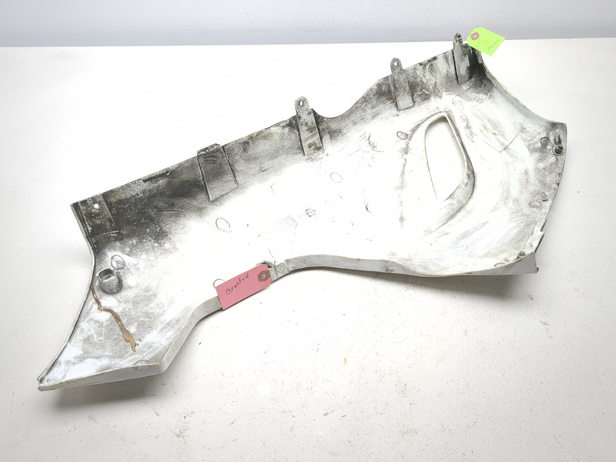 05 06 Kawasaki ZX6 ZX 636 Right Lower Belly Fairing Cover Panel