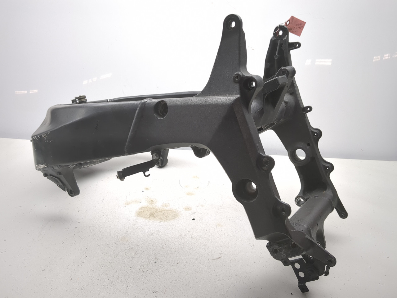 05 06 Kawasaki ZX6 ZX 636 Main Frame Chassis SLVG STRAIGHT