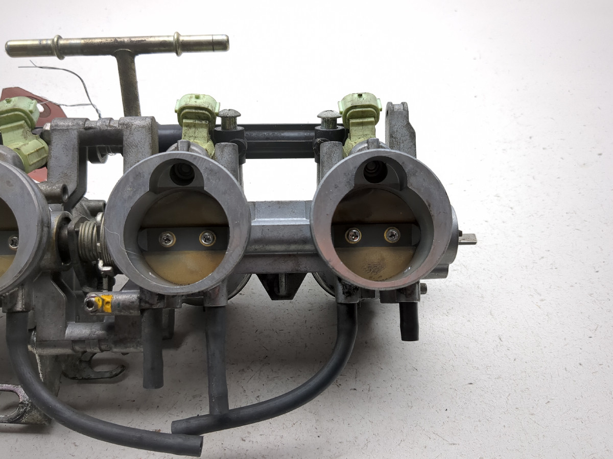 05 06 Kawasaki ZX6 ZX 636 Throttle Body Bodies W/ Fuel Rail