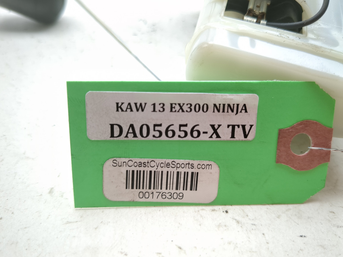 13-17 Kawasaki Ninja 300 EX300 Petrol Gas Fuel Pump Assembly 49040