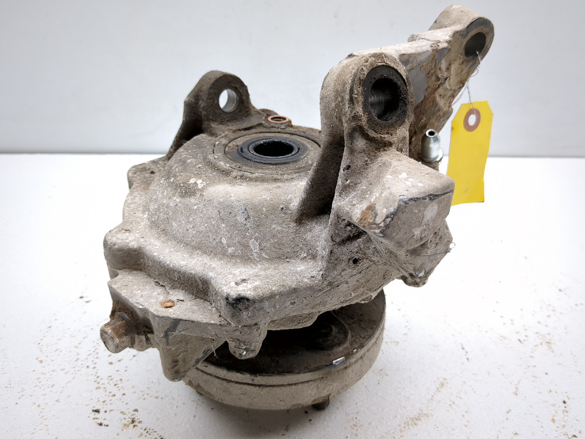15-25 Kubota RTV X1140 Front Left Wheel Spindle Knuckle Carrier