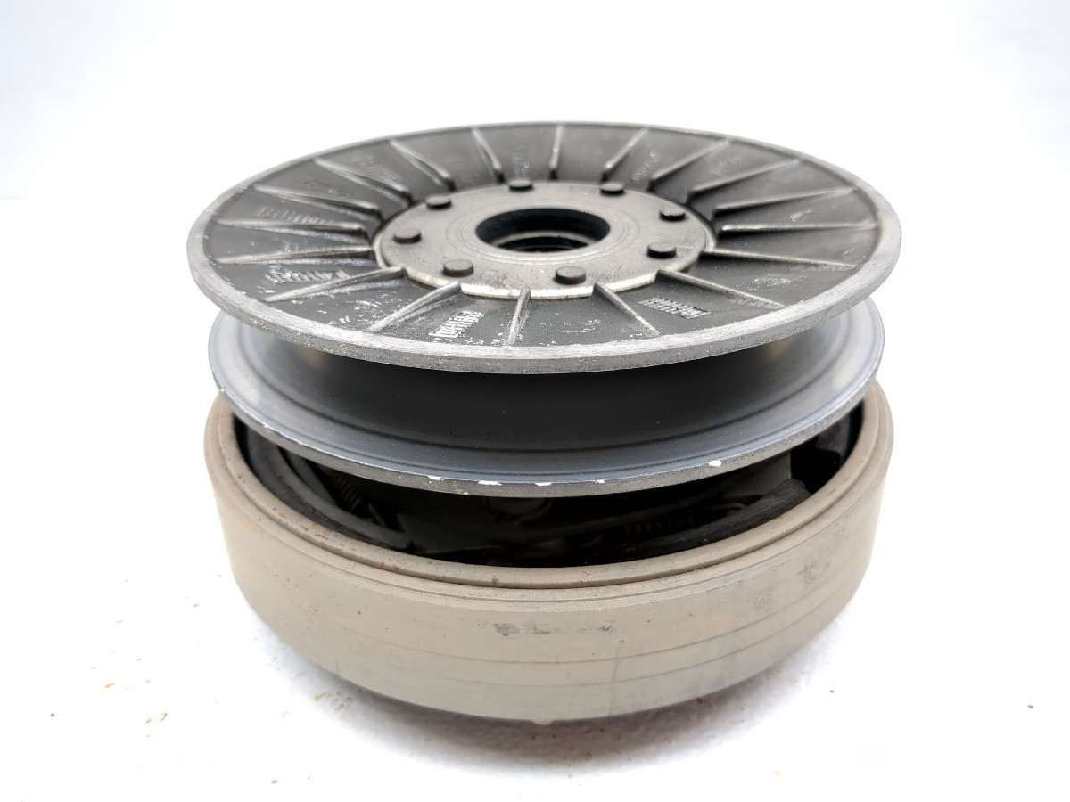 CAT―300 18-23 Massimo Buck 450 CVTCVT Secondary Driven Clutch Assembly