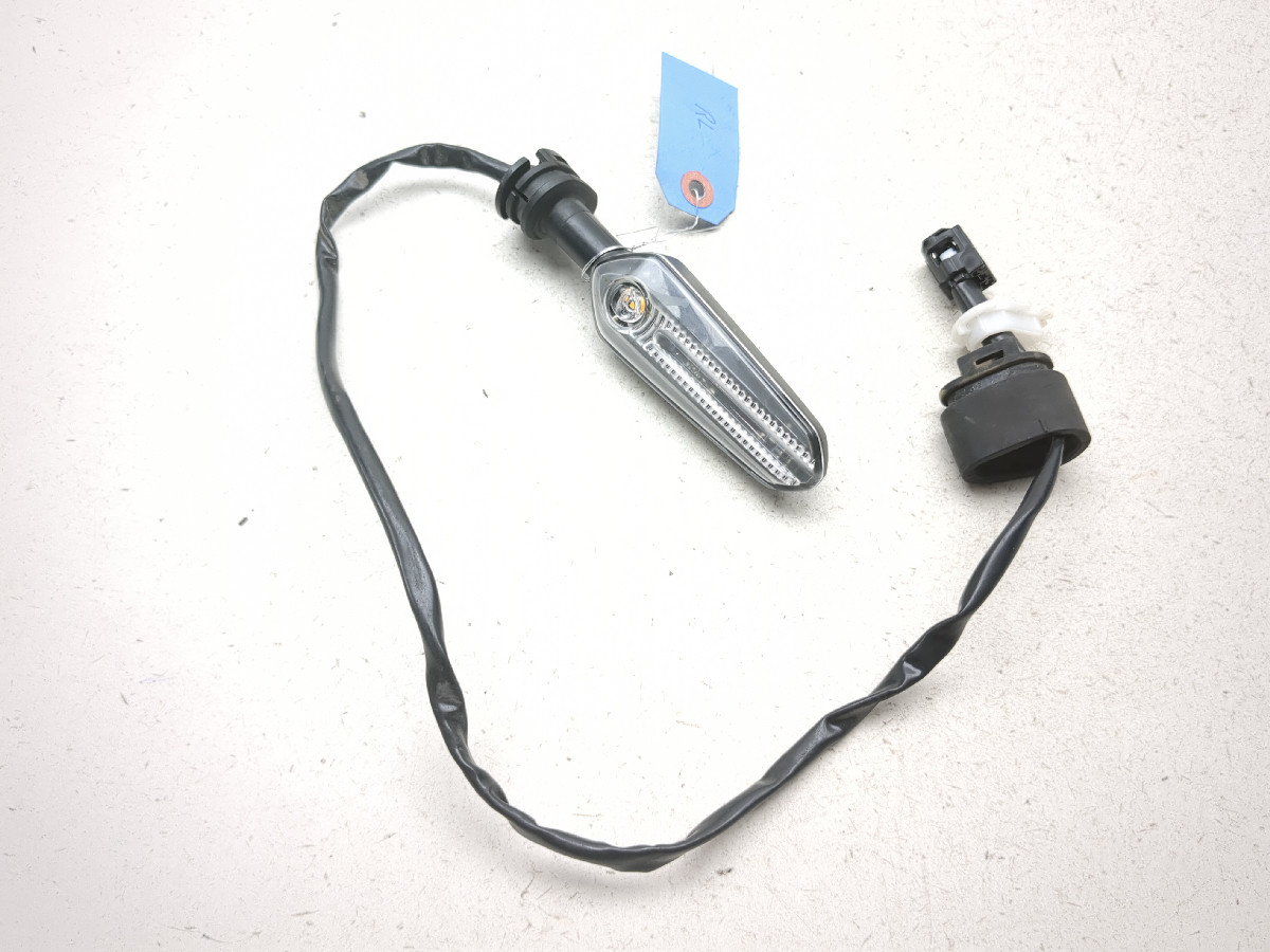 YARUKI BRAKE FLASHER。RHYTRM WINKAR2点セット Run/Brake/Turn Signal