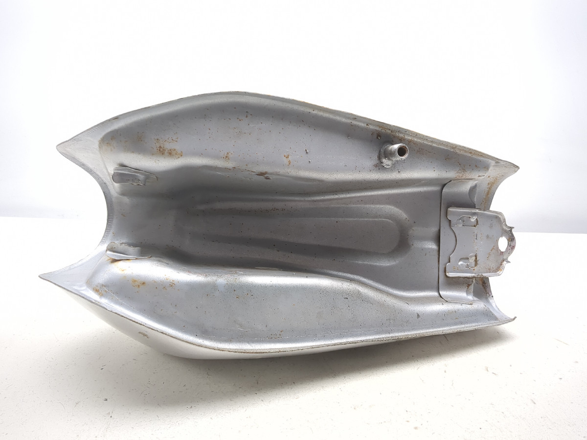 76 Honda CB125 Gas Fuel Tank Petrol Reservoir - Sun Coast Cycle