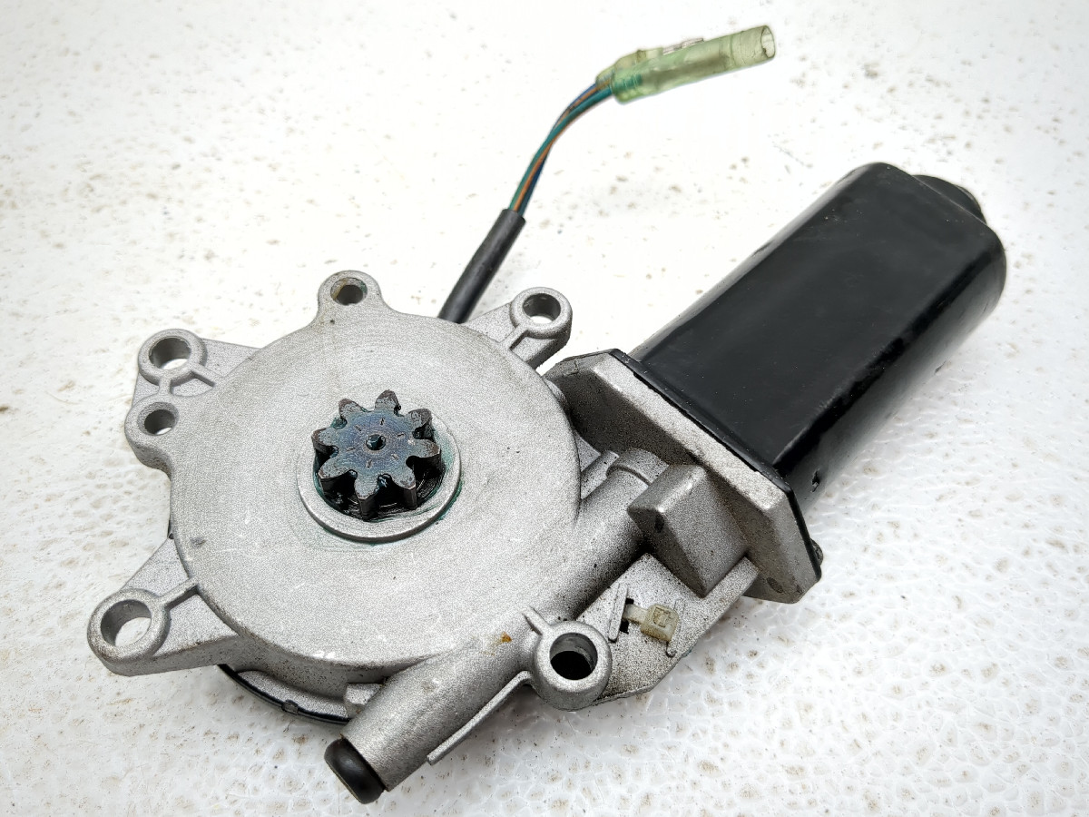 13-17 Can Am Spyder RT-S SE6 Windshield Motor Actuator P68-B425B