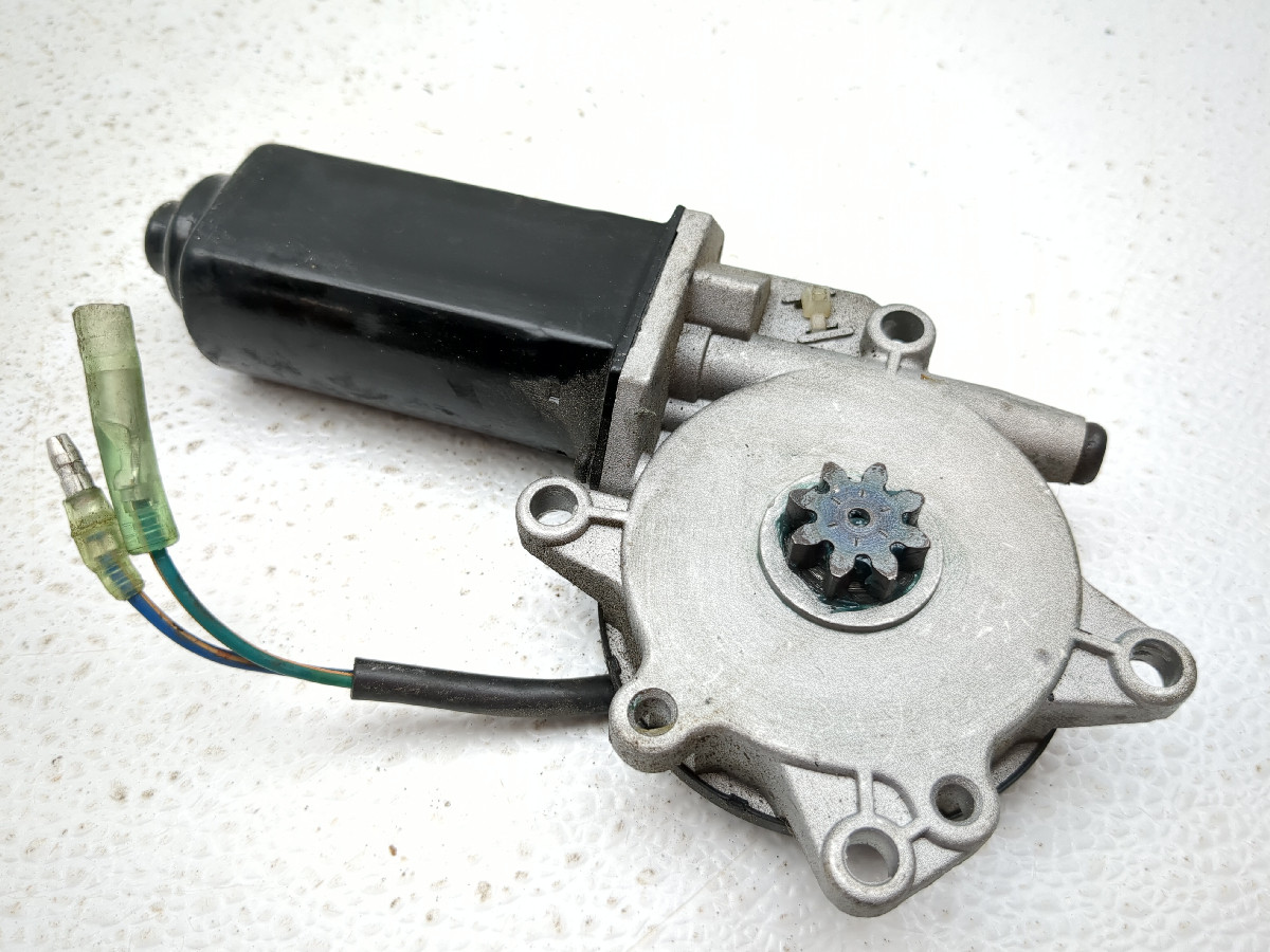 13-17 Can Am Spyder RT-S SE6 Windshield Motor Actuator P68-B425B