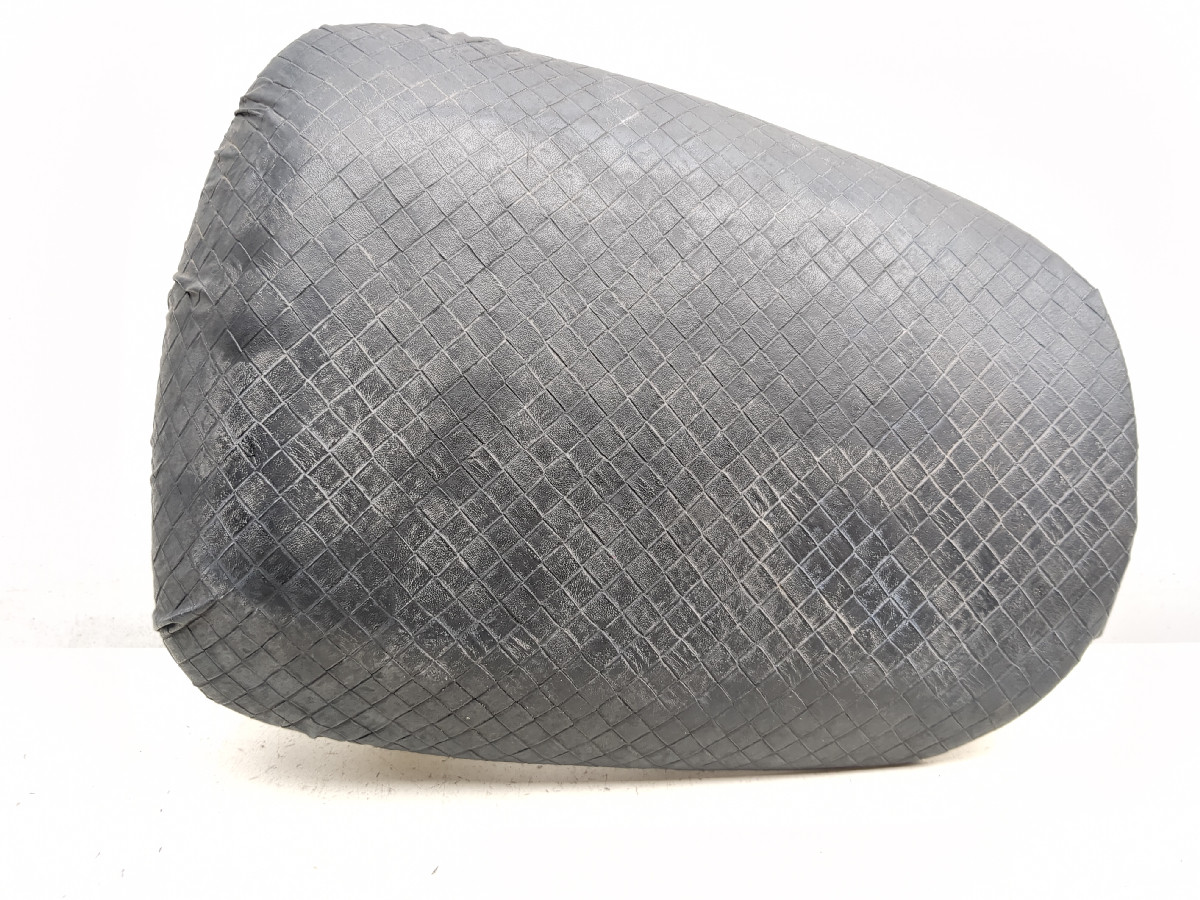 00 01 Kawasaki ZX900E ZX9R Rear Passenger Seat W/ Aftermarket