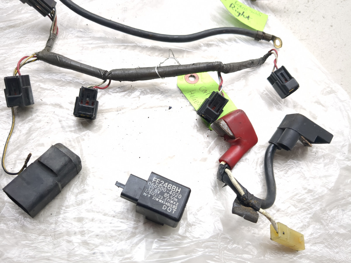 00-02 Kawasaki Ninja ZX6R ZX6 Relay Set Brake Switch Battery Horn