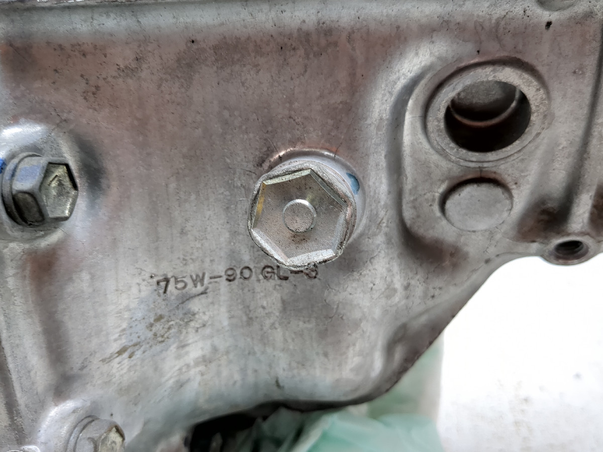 専用⑳ 21-24 Polaris Slingshot SL Transmission Gearcase Gearbox Assembly