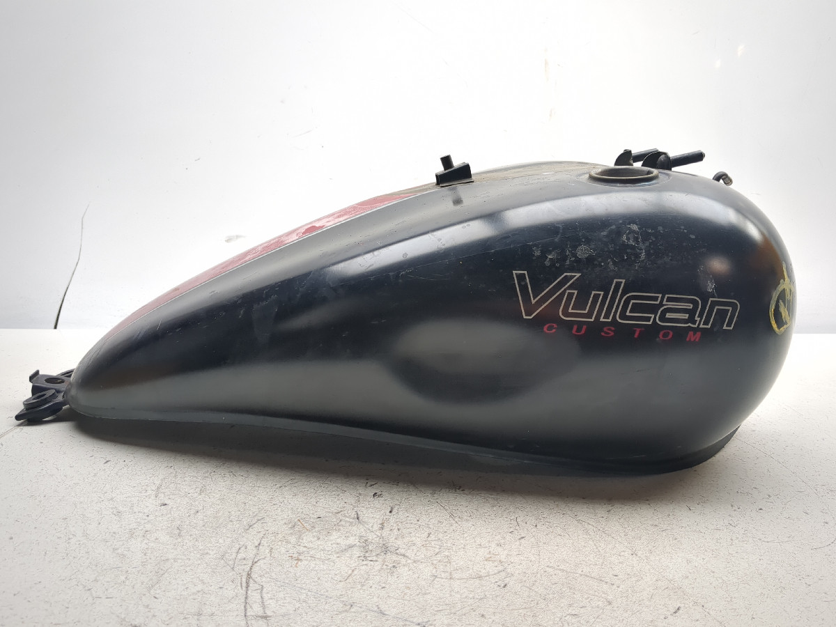 06-16 Kawasaki Vulcan 900 VN900C Gas Fuel Tank Petrol Reservoir
