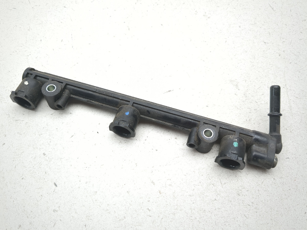 05-10 Triumph Sprint ST 1050 Gas Fuel Injector Rail - Sun Coast