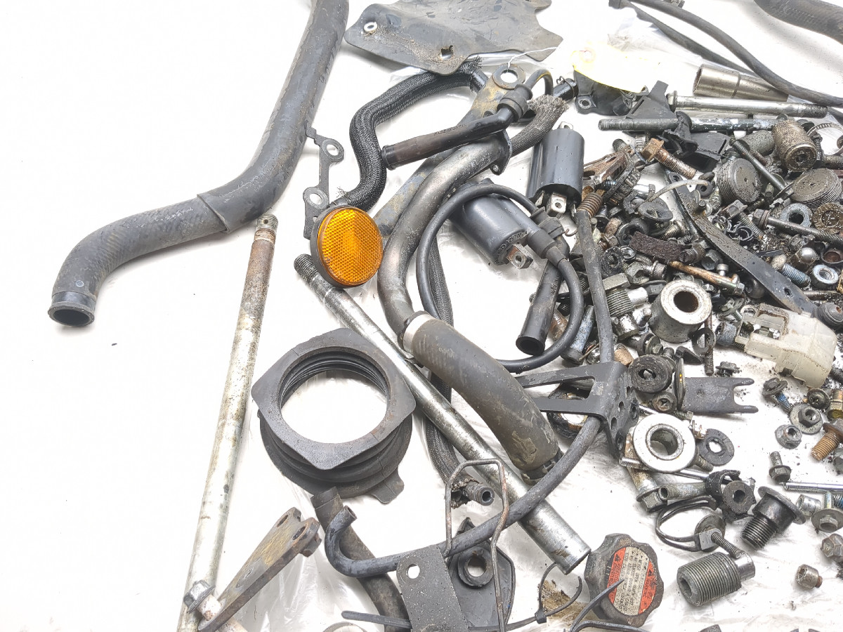 01-04 Suzuki VL800 Intruder Volusia Parts Master Hardware Coils