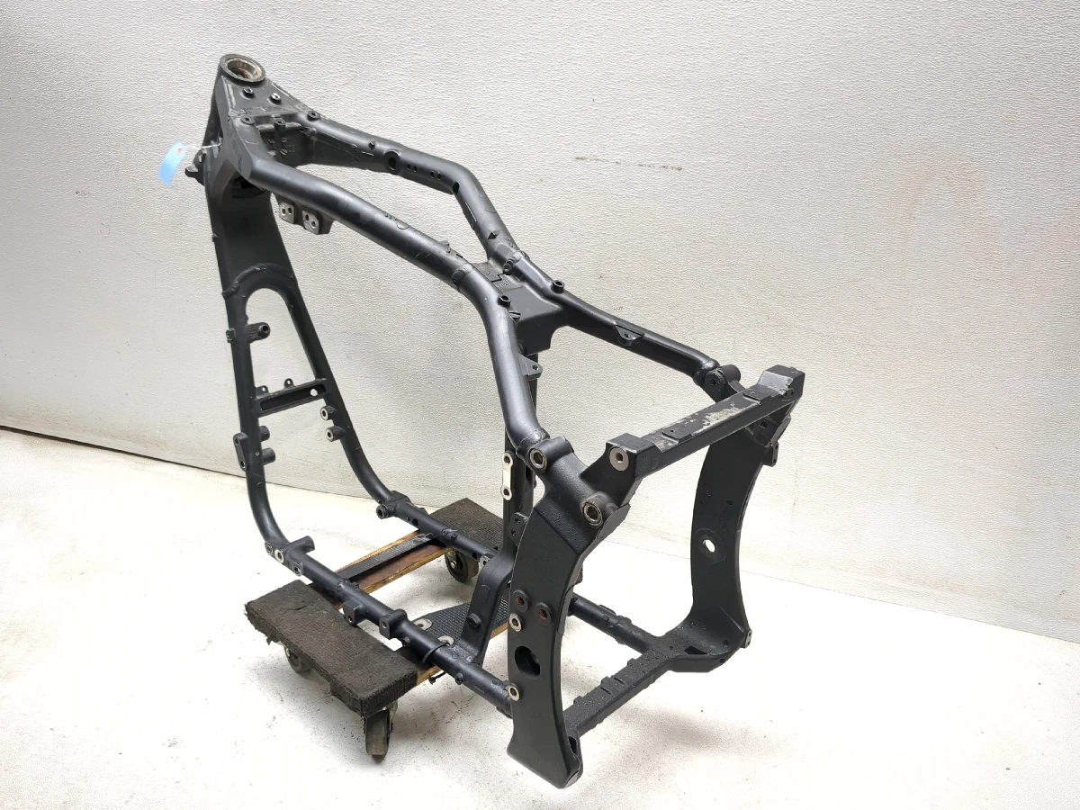 08-17 Yamaha Raider XV1900 CU Main Frame Chassis STRAIGHT SLVG