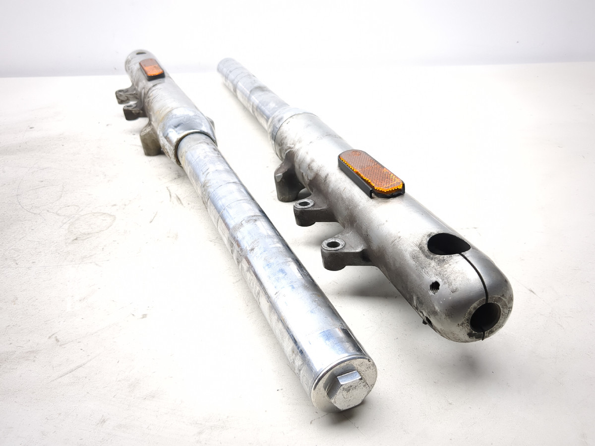 09-17 Triumph Thunderbird 1600 Front Forks Suspension Set STRAIGHT