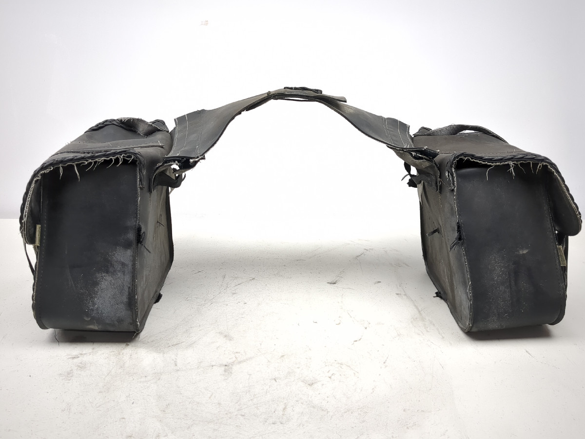 thunderbird Ⅲ VS ケース付 09-17 Triumph Thunderbird 1600 WILLIE & MAX Saddlebag Luggage