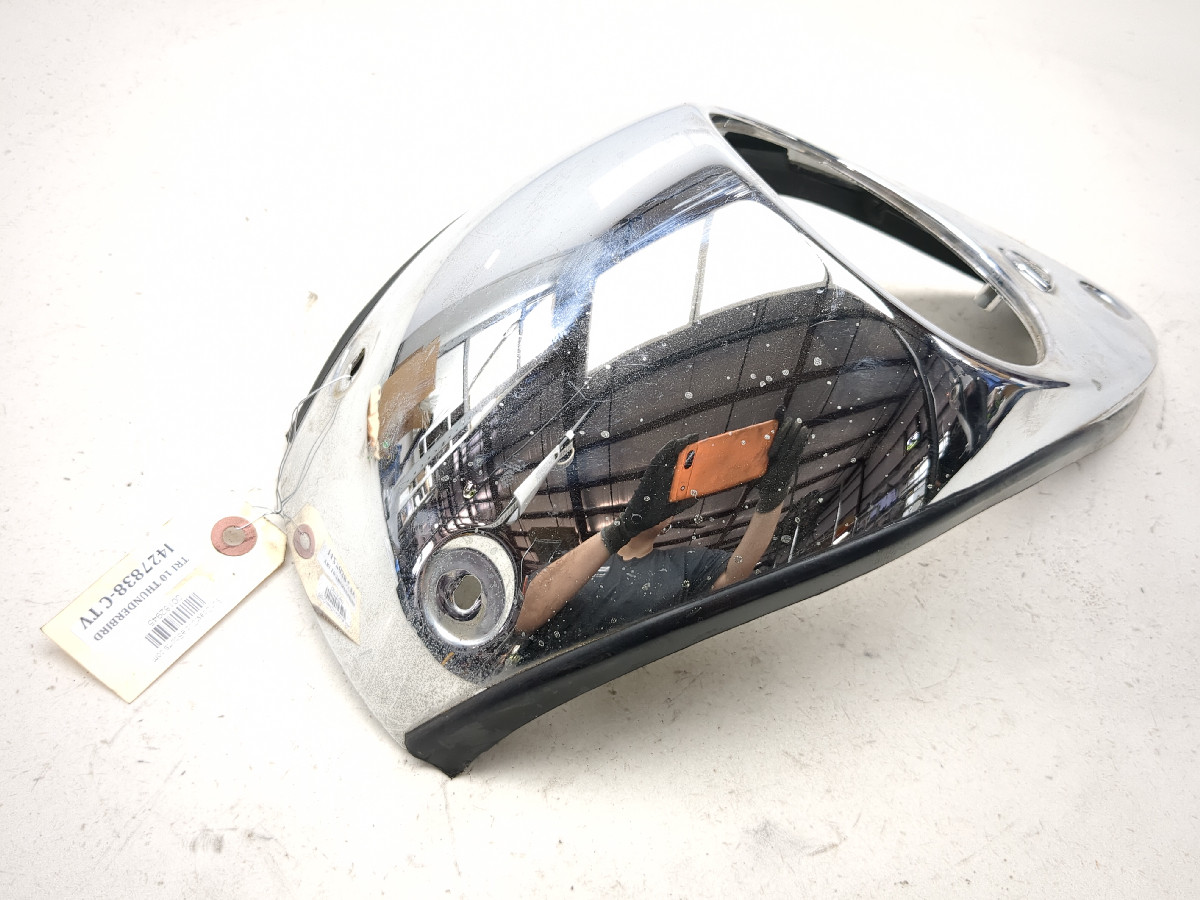 09-17 Triumph Thunderbird 1600 Speedometer Front Gas Fuel Tank
