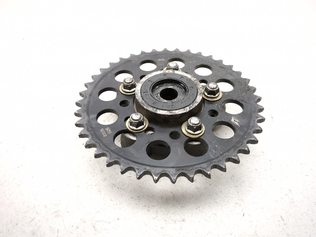 チキ 21-23 Benelli Leoncino 500 Rear Wheel Cush Drive Sprocket Hub
