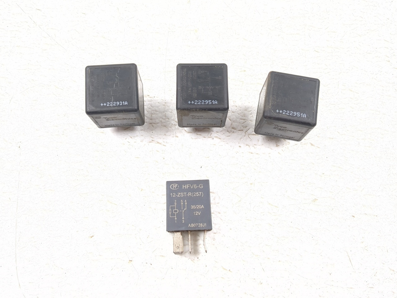 23 John Deere 1025R Tractor Relay Set AB0728J1 VF4-15F11-C05 - Sun