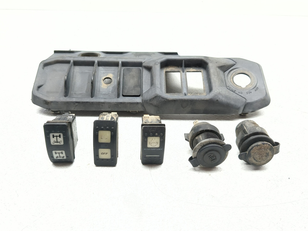 16-19 Can Am Defender HD10 Rocker Switches Set With Cover Panel