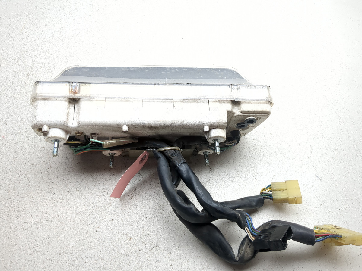 GSページ 84-87 Honda Goldwing Aspencade GL1200Gauge Speedometer Tachometer