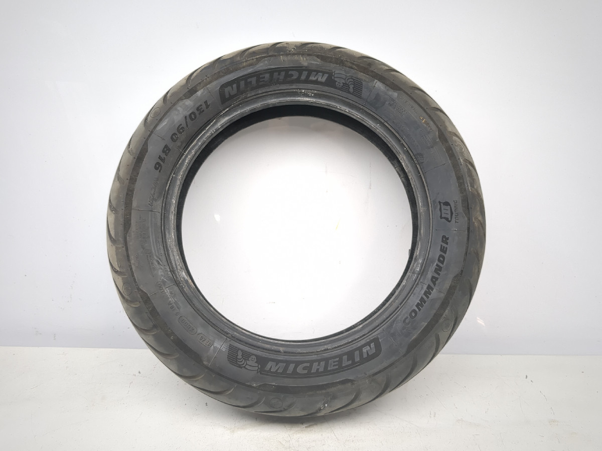 Front Tire Michelin Commander III 130/90-16 - Sun Coast Cycle