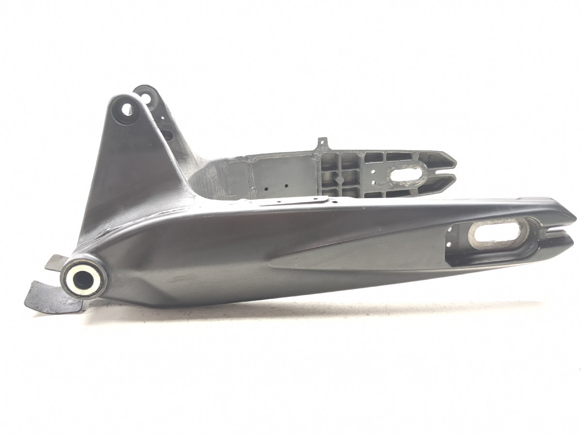 yamaha xv1900cu raider　クリアキン　スイングアーム 08-17 Yamaha Raider XV1900 CU Rear Wheel Swing Arm Frame - Sun