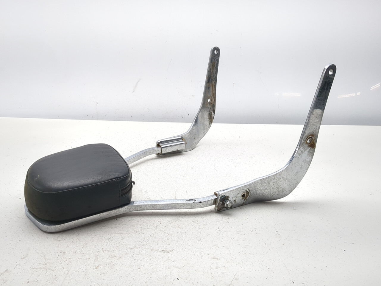 03-08 Kawasaki VN1600 Vulcan Classic Rear Passenger Backrest Sissy
