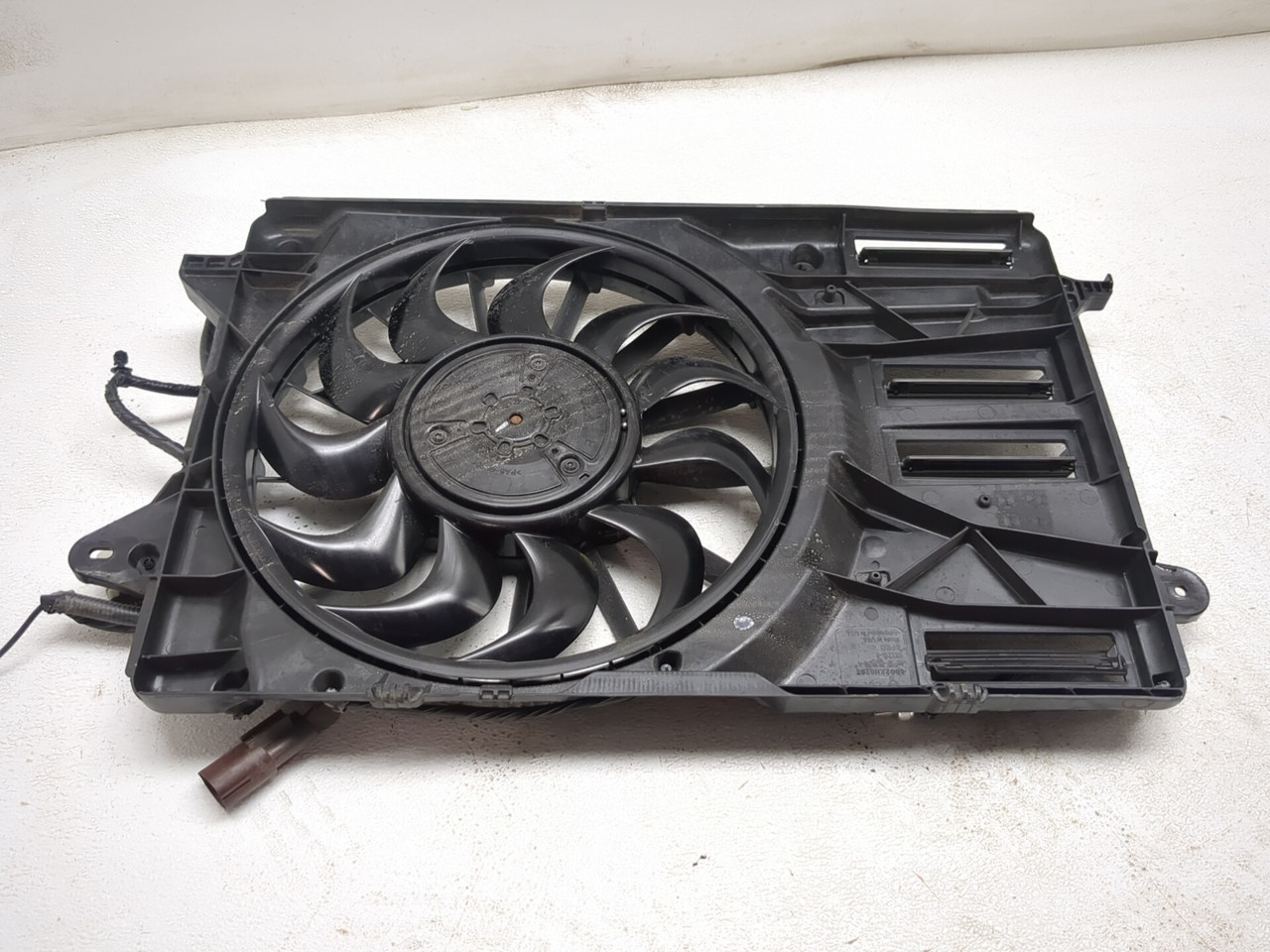 ファン・ボメル 19-24 Vanderhall Carmel Radiator Cooling Fan - Sun Coast Cycle