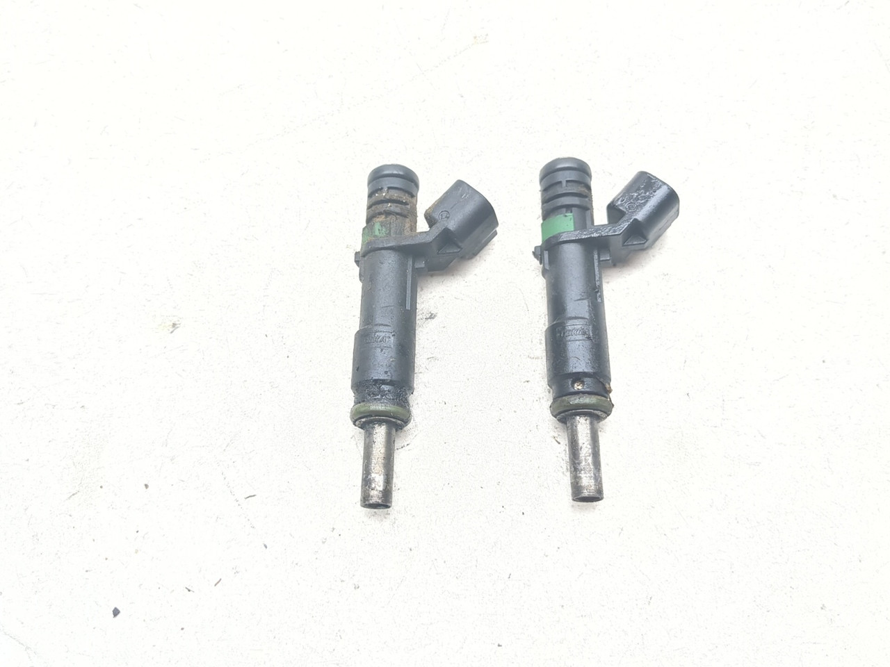 ？？ 04-12 Victory Kingpin Gas Fuel Injector Without Rail Set - Sun