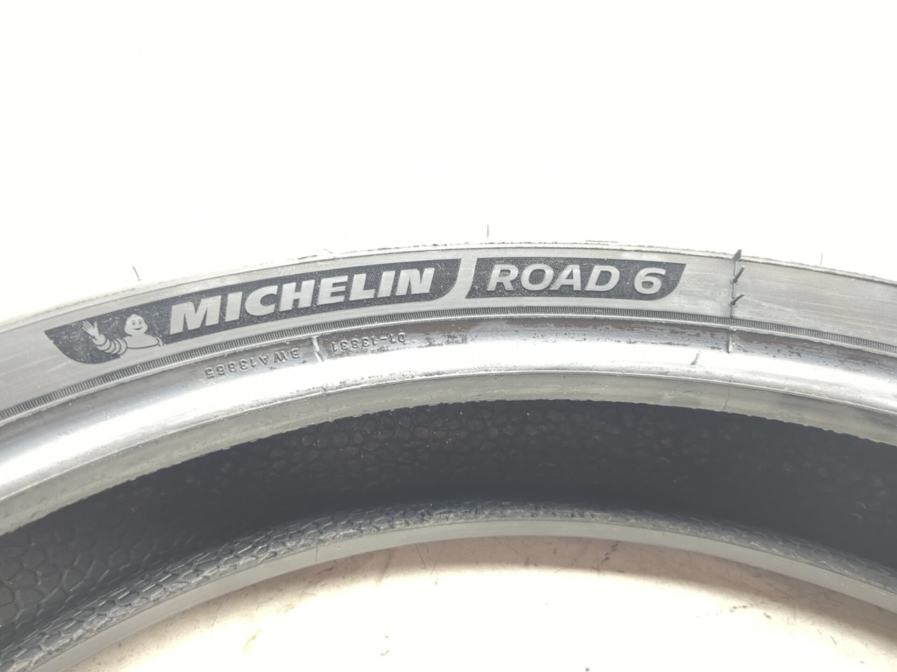 三六九 Front Tire Michelin Road 6 110/70-17 - Sun Coast Cycle Sports