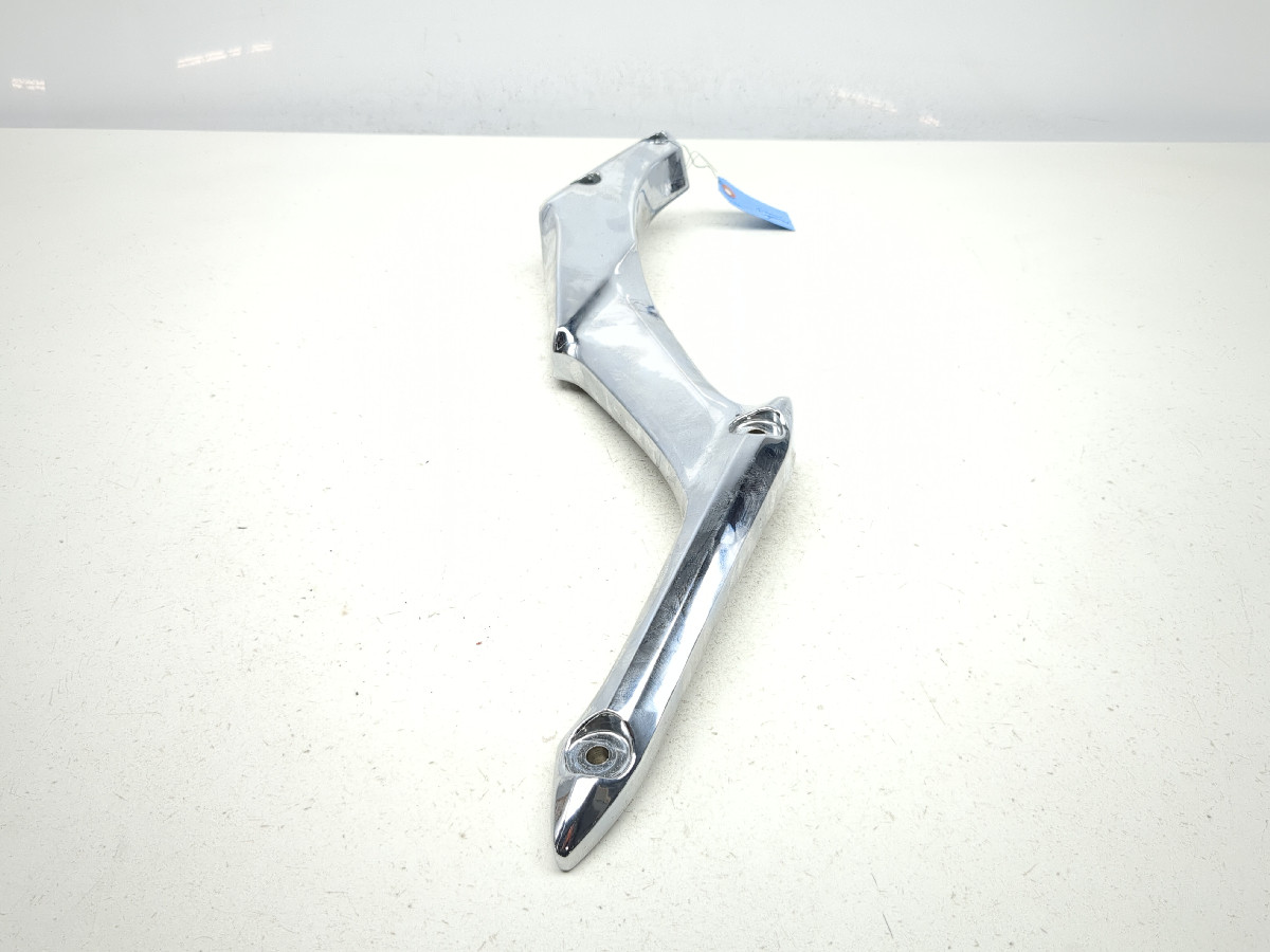 08-17 Yamaha Raider XV1900 CU Rear Left Fender Support Struts