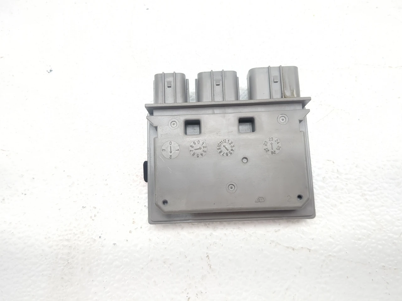 24 25 Kawasaki Z500 Fuse Relay Junction Box 27002-0061 - Sun Coast