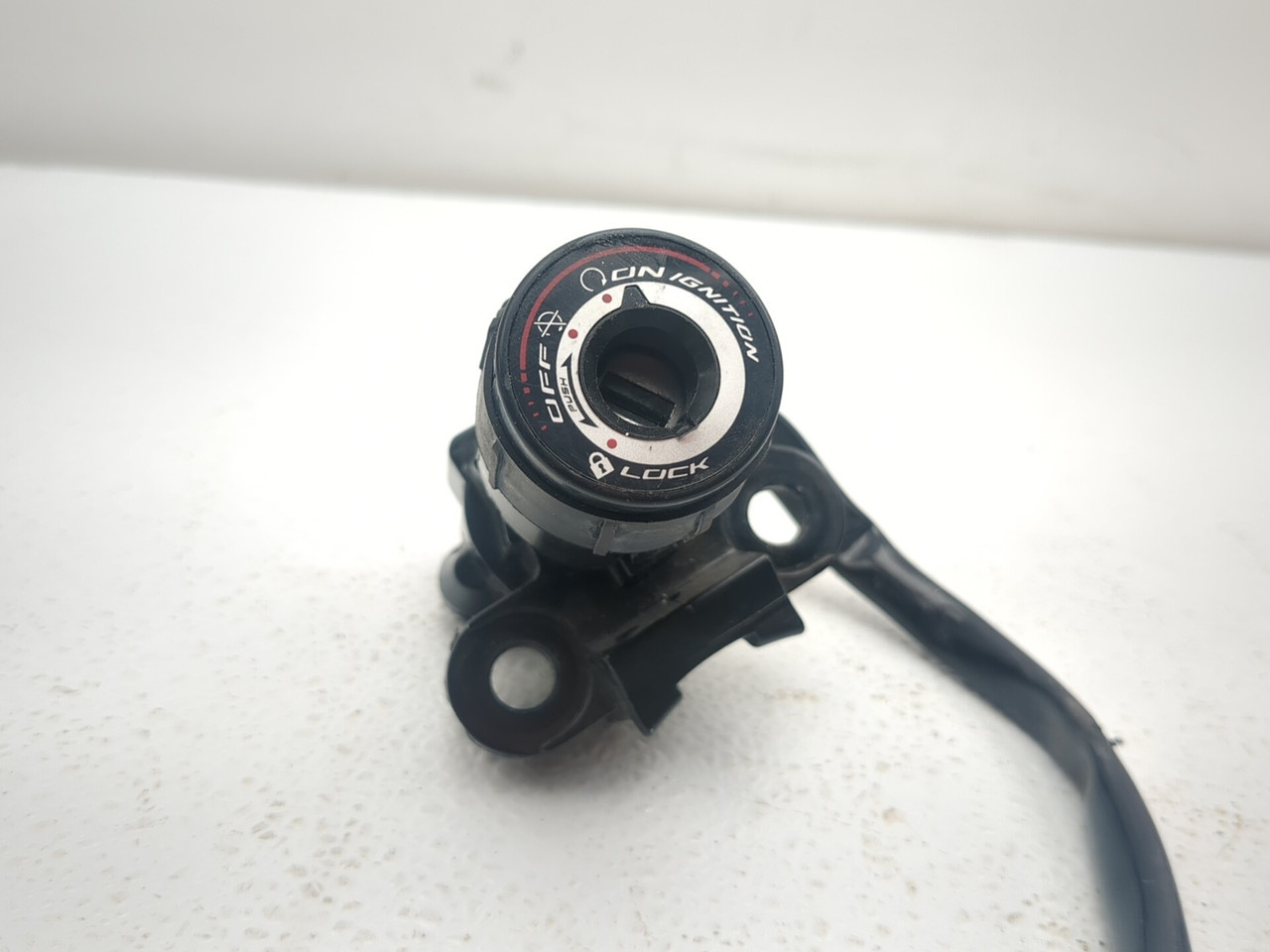 24 25 Kawasaki Z500 Lock Set Ignition Switch Cap And Key - Sun