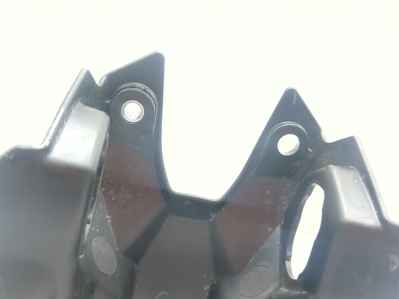 24 25 Kawasaki Z500 License Plate Bracket Stay 35019-0640 - Sun