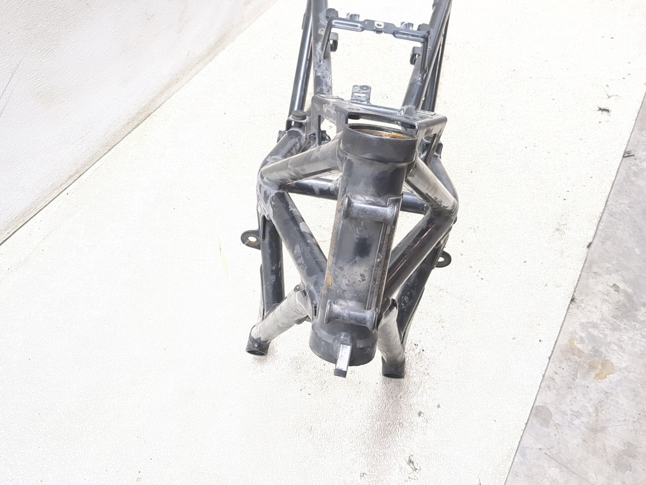 19 20 Moto Guzzi V85 TT Main Frame Chassis STRAIGHT COD