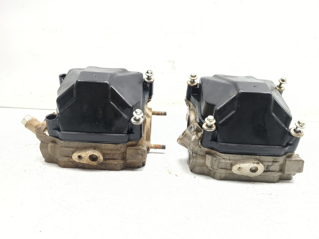 24 25 CFMoto CForce 800 XC Motor Engine Cylinder Heads Set - Sun