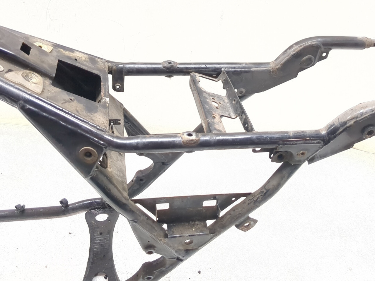 00-06 Harley Davidson FLHPI Road King Police Main Frame Chassis