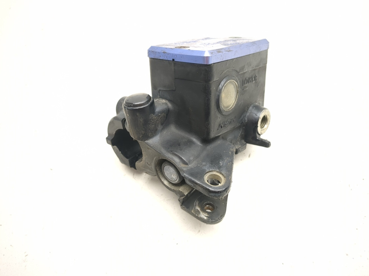04-06 Kawasaki Z750 Right Front Brake Master Cylinder - Sun Coast 04-06 Kawasaki Z750 Right Front Brake Master Cylinder - Sun Coast