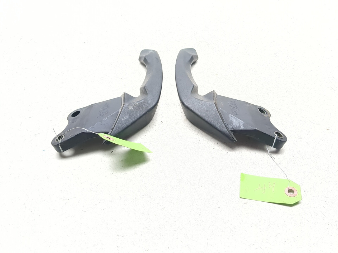 04-06 Kawasaki Z750 Rear Left Right Grab Bar Handles Set 46075