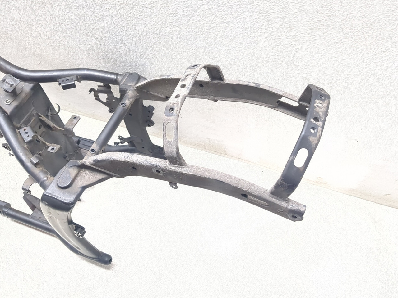 09-17 Yamaha XVS950 VStar 950 Main Frame Chassis STRAIGHT CLN