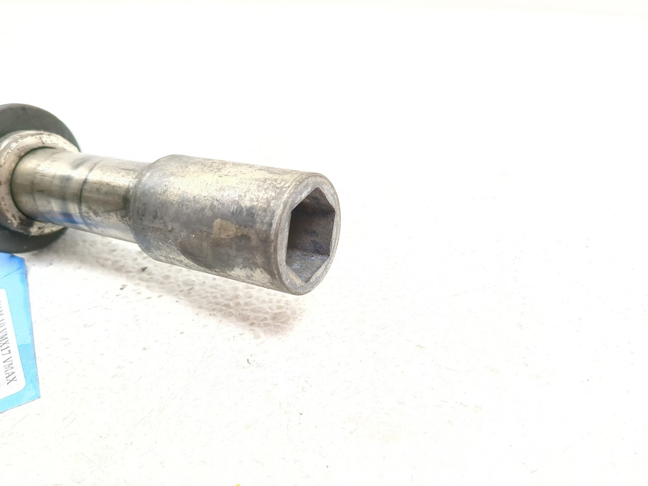 09-20 Yamaha Vmax 1700 VMX17 Front Axle Bolt Shaft Spindle 2S3