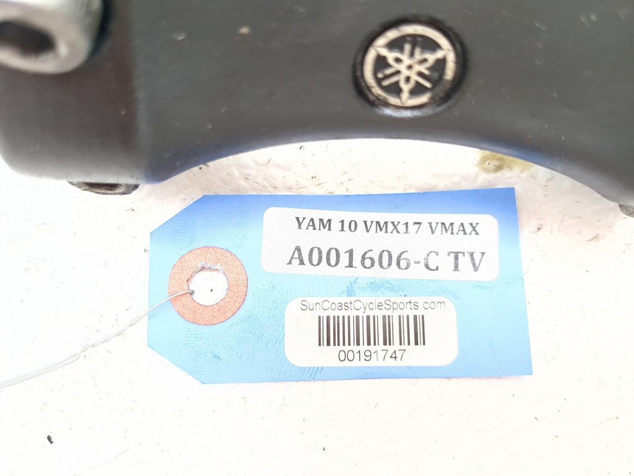 09-20 Yamaha Vmax 1700 VMX17 Handlebar Riser Clamp 2S3-23441-00-00
