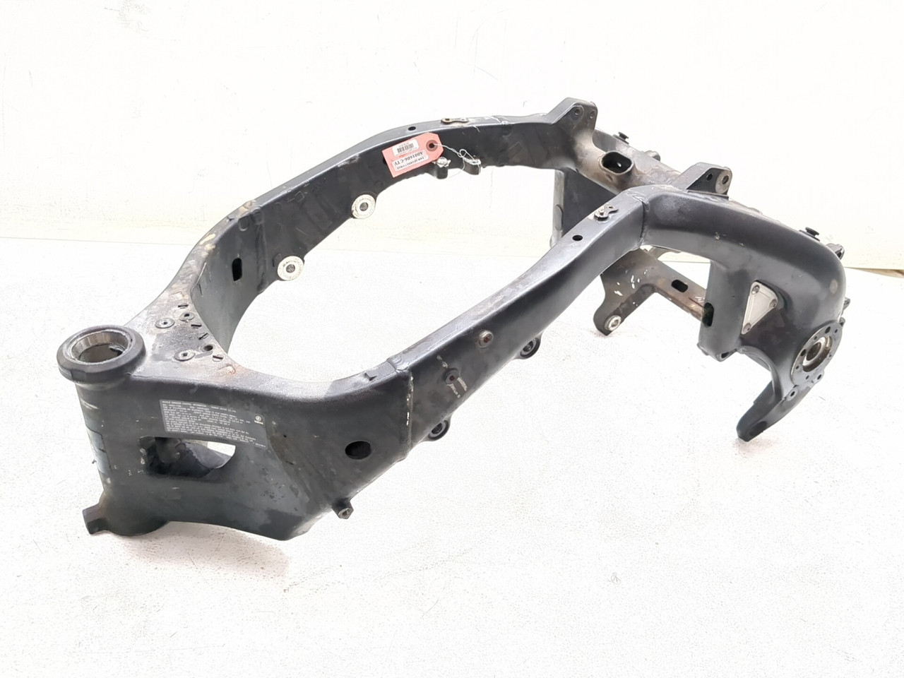 ATTN: DMG - 09-20 Yamaha Vmax 1700 VMX17 Main Frame Tail Title