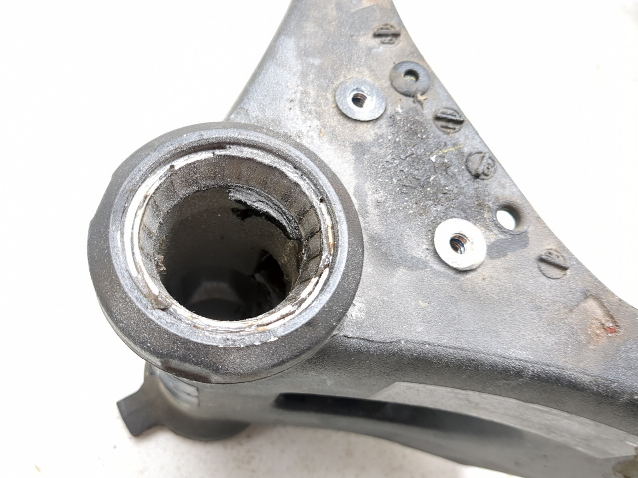 ATTN: DMG - 09-20 Yamaha Vmax 1700 VMX17 Main Frame Tail Title