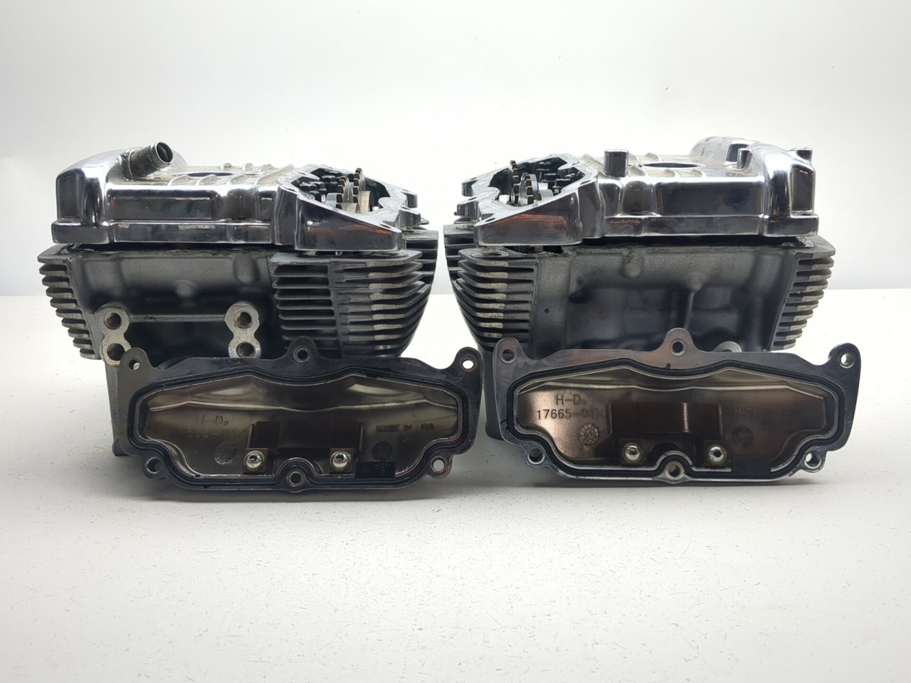 02 Harley-Davidson Davidson Vrod Vrsca Front & Rear Cylinder Head