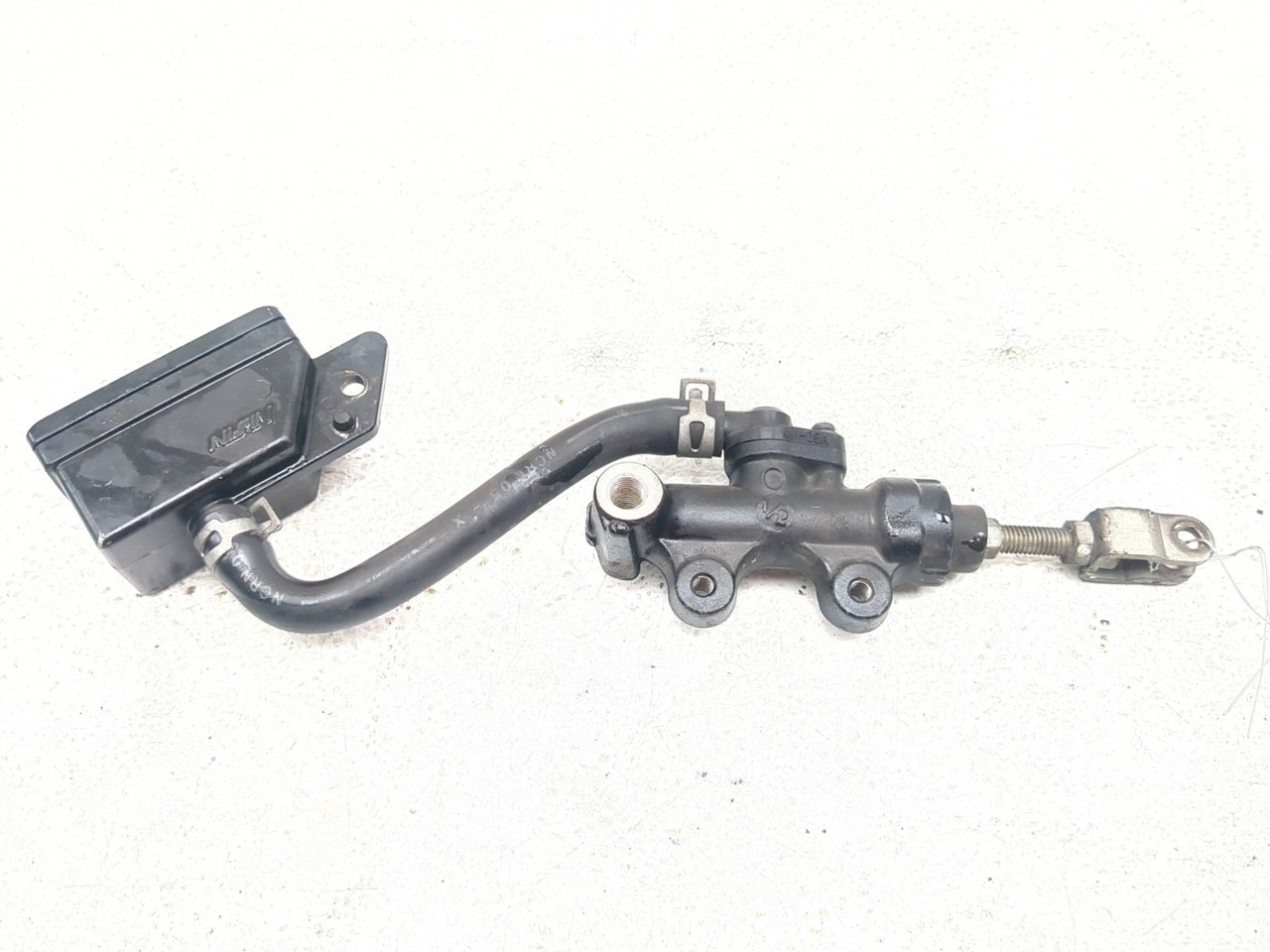 VOYAGER品 05-09 Suzuki VL1500 Boulevard C90 Rear Brake Master Cylinder 69600