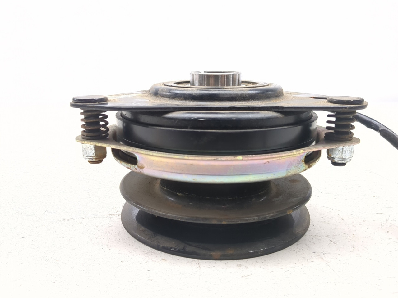 19-24 Stihl Rz 142 Zero Turn Mower Pto Clutch Hub Pack Basket