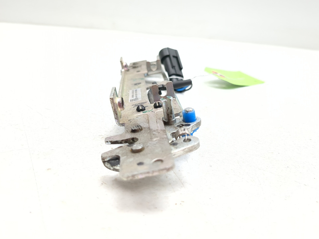 14-19 Can Am Spyder Rt SE6 Rear Left Storage Latch 708301641 - Sun