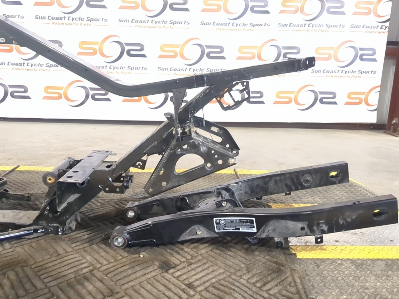 14-19 Can Am Spyder Rt SE6 Main Frame Chassis Swingarm STRAIGHT